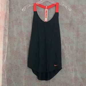 nike workout shirt